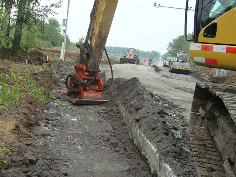 VC-S液壓振動(dòng)夯 VC-S液壓振動(dòng)夯