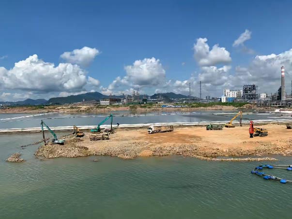 高速液壓夯實(shí)機(jī)廠家與中交四航局開展學(xué)習(xí)交流實(shí)踐活動(dòng) 高速液壓夯實(shí)機(jī)廠家與中交四航局開展學(xué)習(xí)交流實(shí)踐活動(dòng)